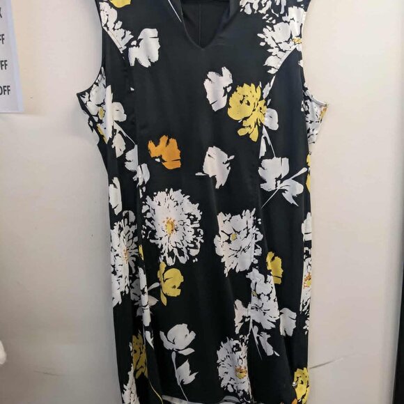 Dolcezza Dress - Picture 3 of 3